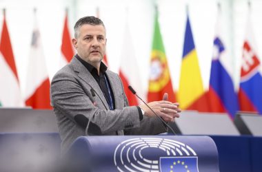 Pascal Arimont bei einer Rede im EU-Parlament (Bild: Europäisches Parlament)