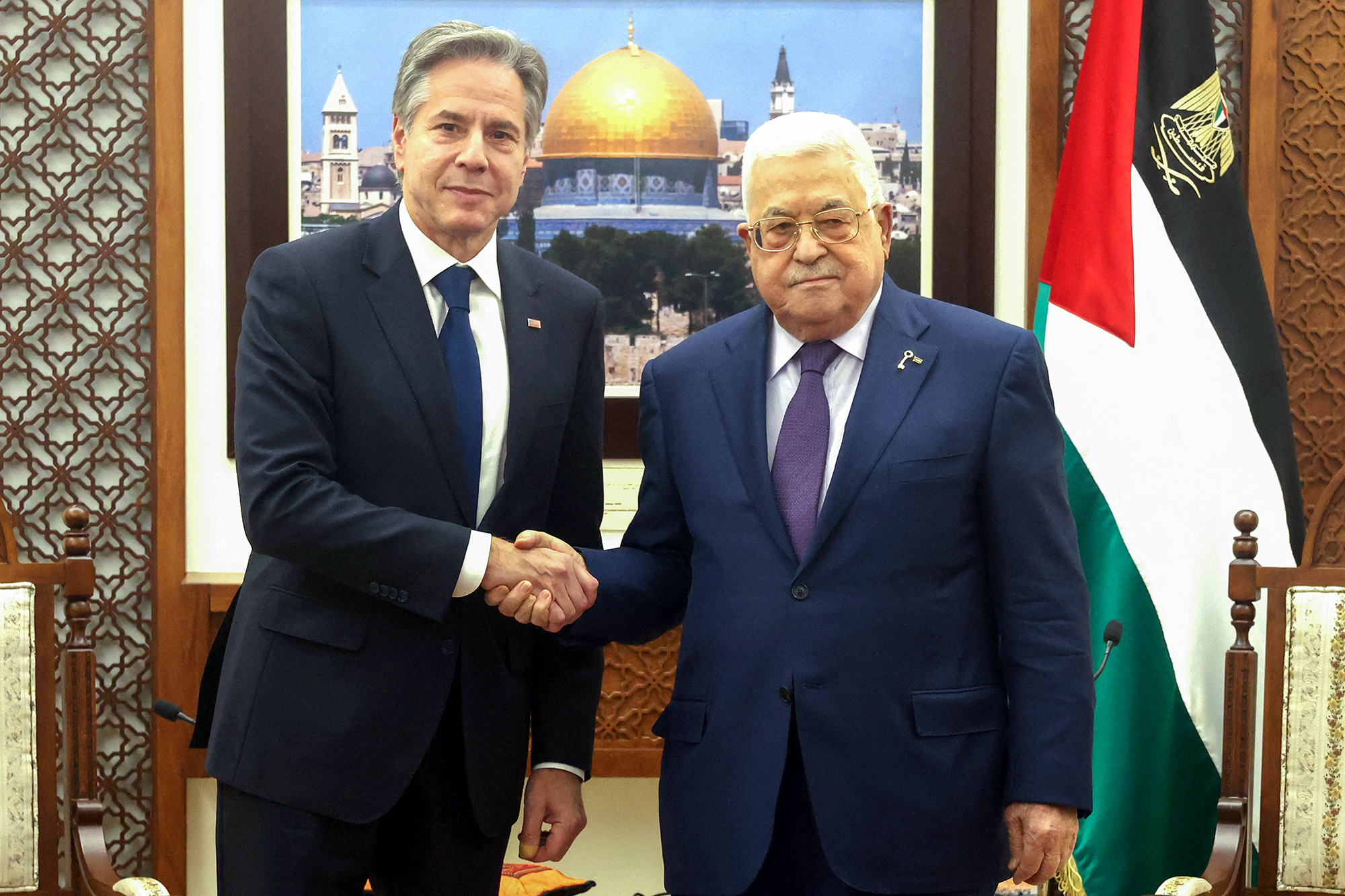 US-Außenminister Antony Blinken mit Palästinenserpräsident Mahmud Abbas in Ramallah (Bild: PPO/AFP)
