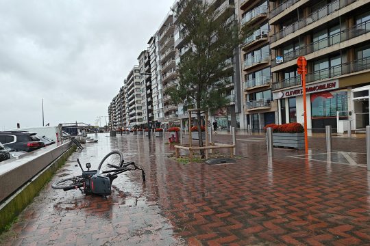 Sturm Ciaran an der Küste