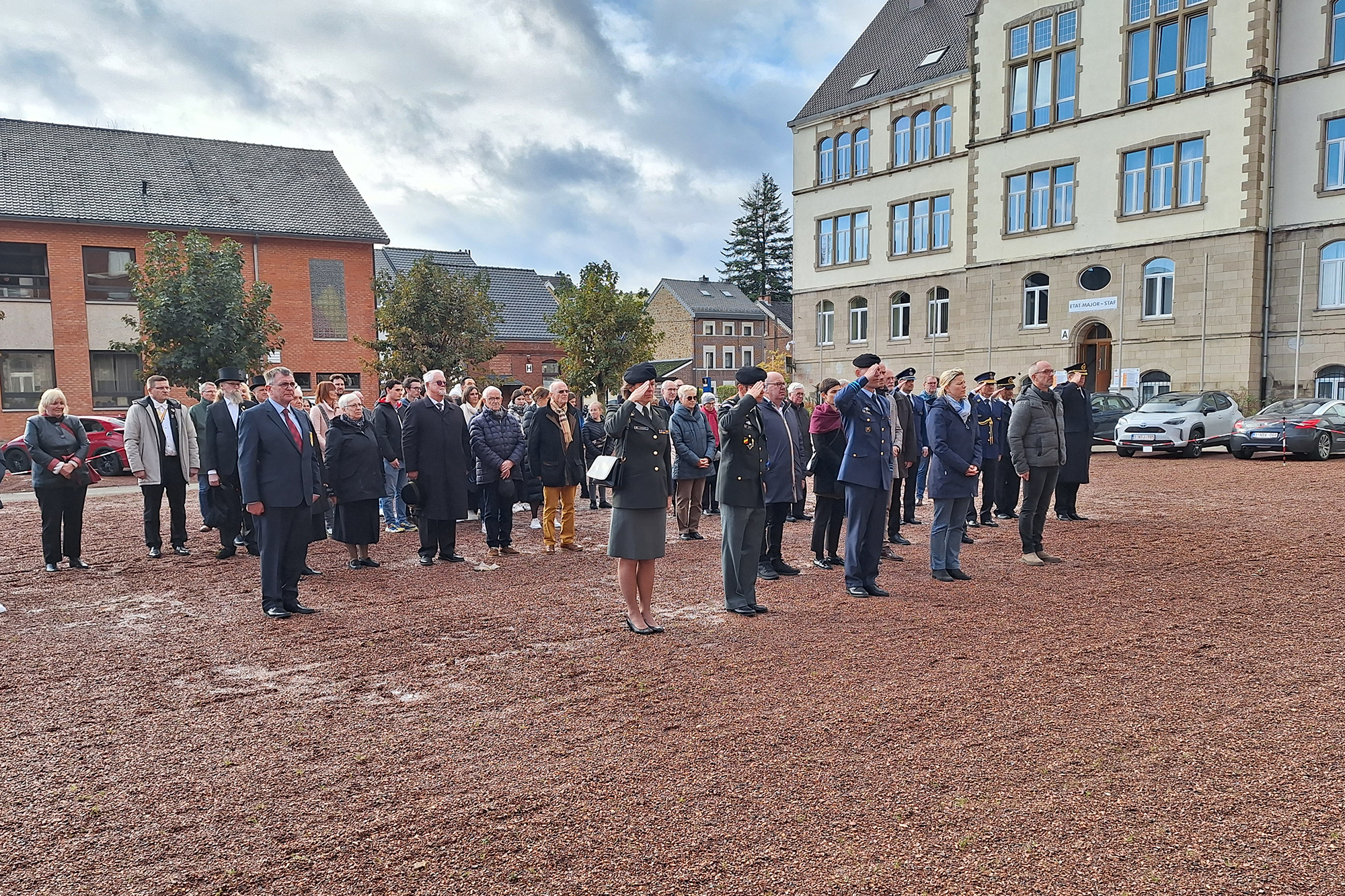 Gedenken am Waffenstillstandstag in Eupen am Königlichen Militärinstitut für Leibeserziehung (Bild: Dogan Malicki/BRF)