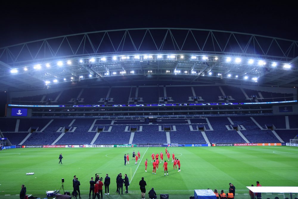 Die Antwerpener Spieler beim Training vor dem Champions-League-Spiel in Porto