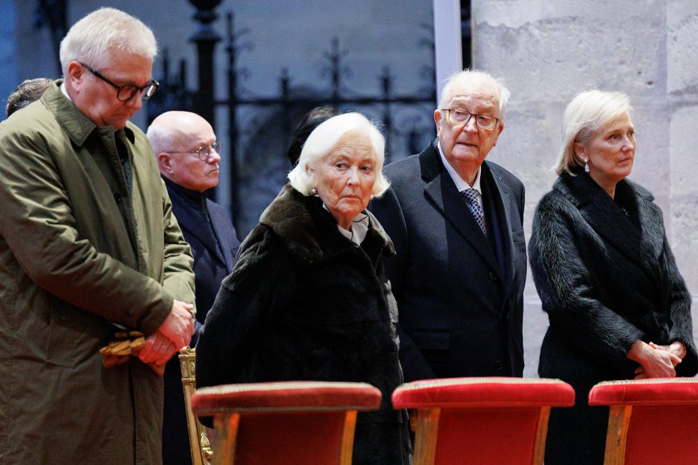 Prinz Laurent von Belgien, Königin Paola von Belgien, König Albert II. von Belgien und Prinzessin Astrid von Belgien während der Te Deum-Messe anlässlich des Tags der Dynastie in der Kathedrale St. Michael und St. Gudula in Brüssel (Bild: Benoit Doppagne/Belga)