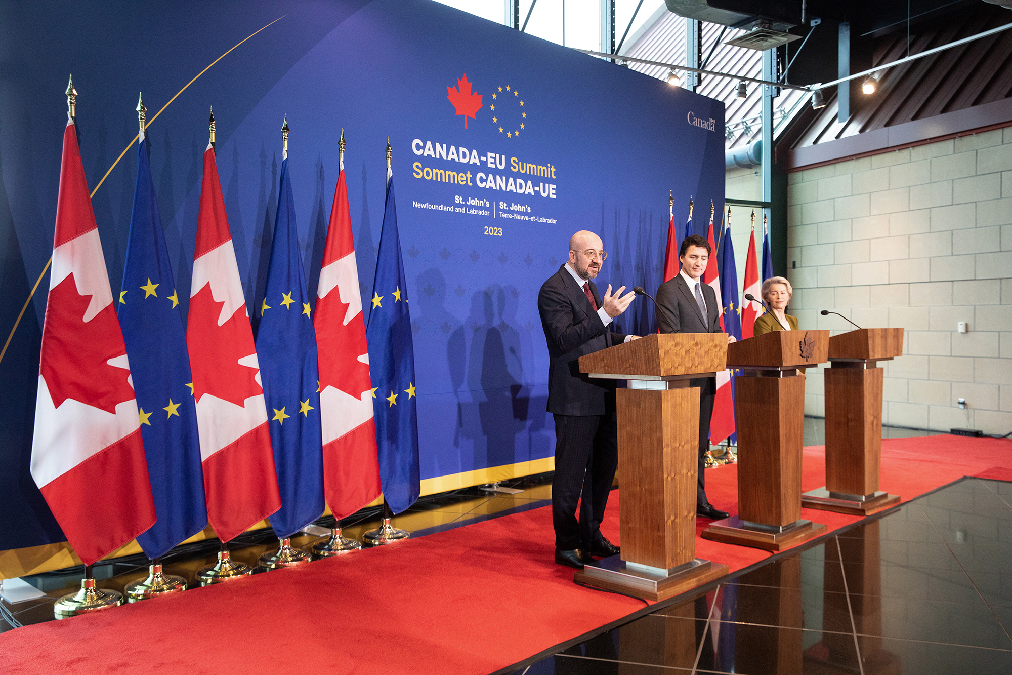 EU-Kanada-Gipfel: Charles Michel, Justin Trudeau und Ursula Von Der Leyen (Bild: Alexis Aubin/AFP)