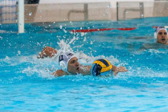 Johan Flippo bei der Begegnung SV Bayer Uerdingen - Esslingen am vierten Spieltag (Foto: Andreas Drabben/Samla.de)