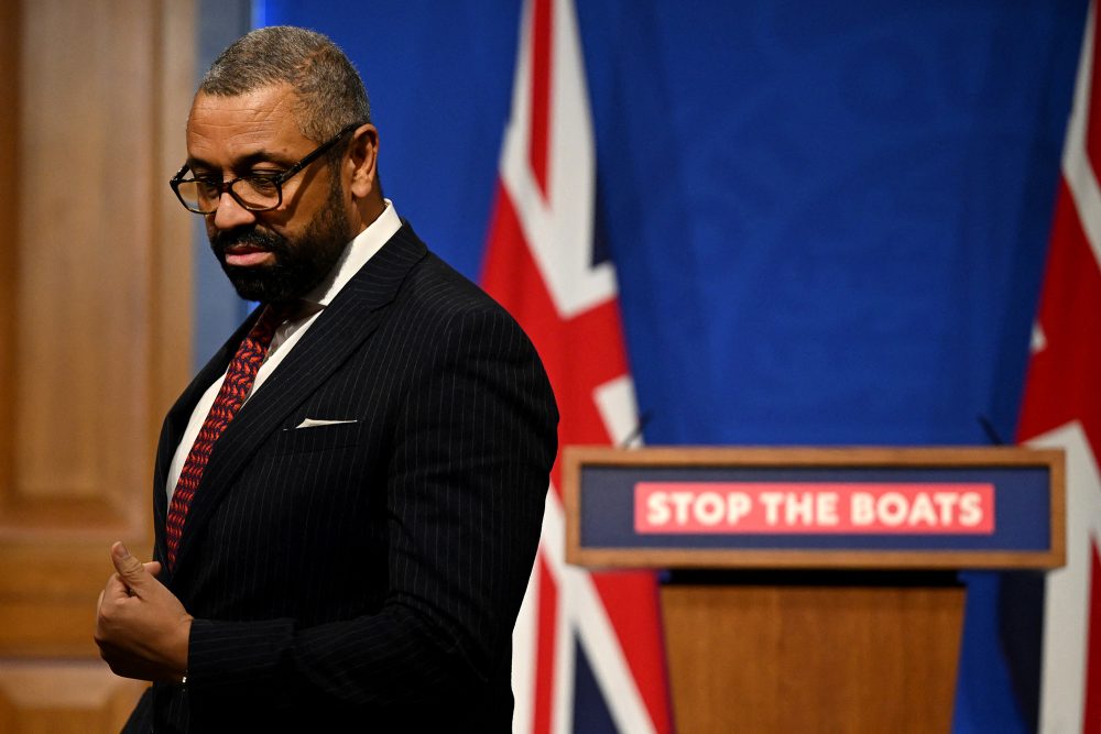 Großbritanniens Innenminister James Cleverly (Bild: Leon Neal/Pool/AFP)