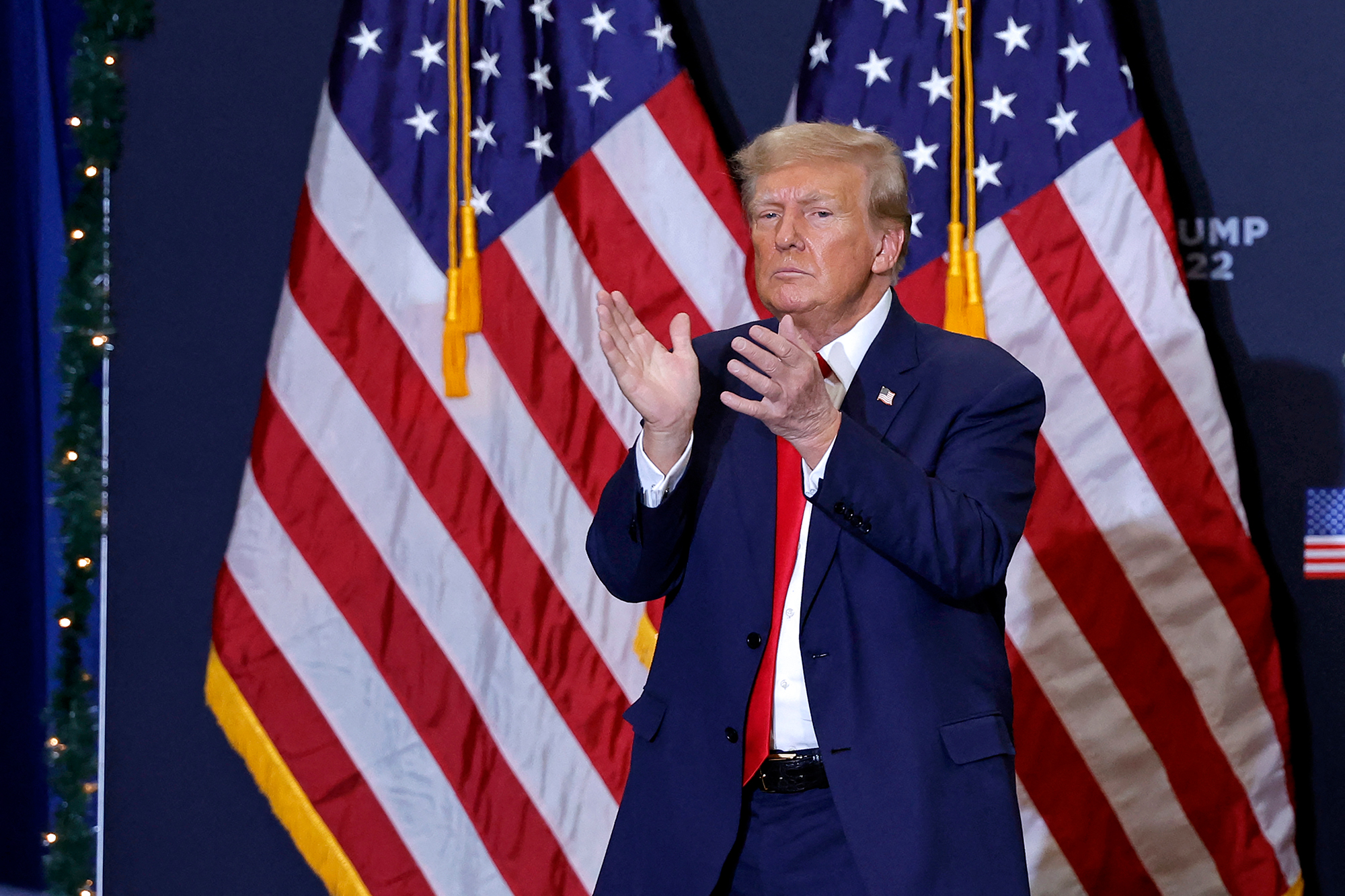 Donald Trump bei einer Parteiveranstaltung in Waterloo, Iowa, am 19. Dezember (Bild: Kamil Krzaczynski/AFP)