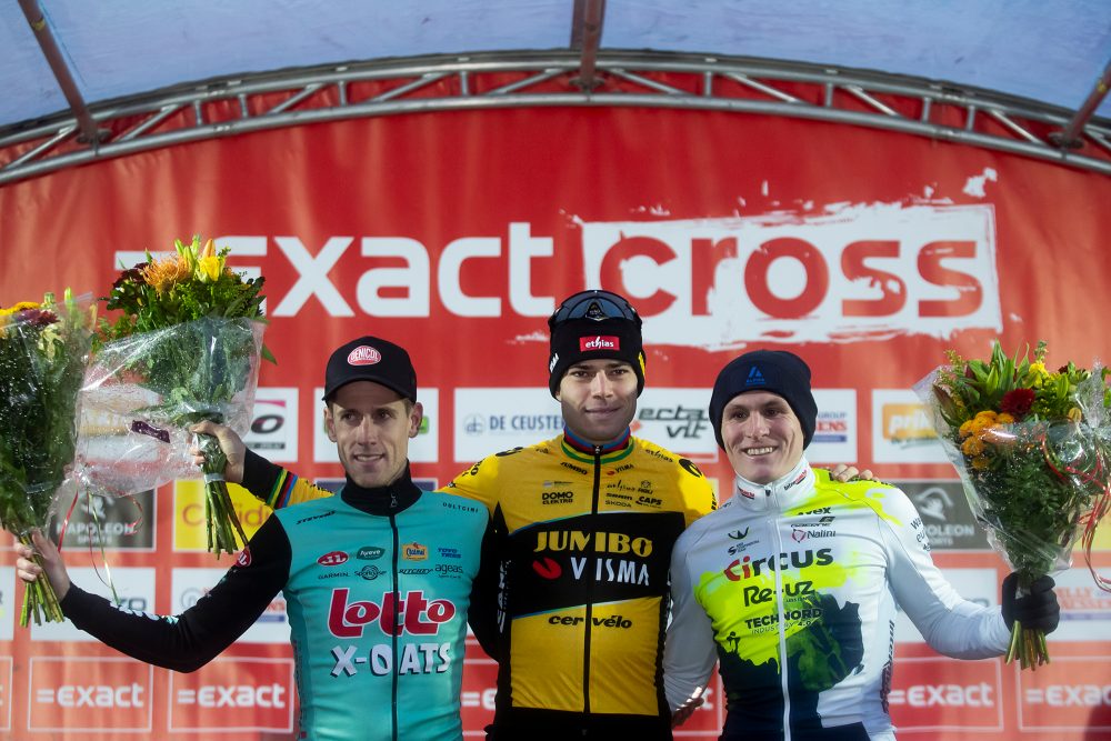 Exact-Cross in Essen bei Antwerpen: Jens Adams, Wout Van Aert und Thijs Aerts (Bild: Kristof Van Accom/Belga)