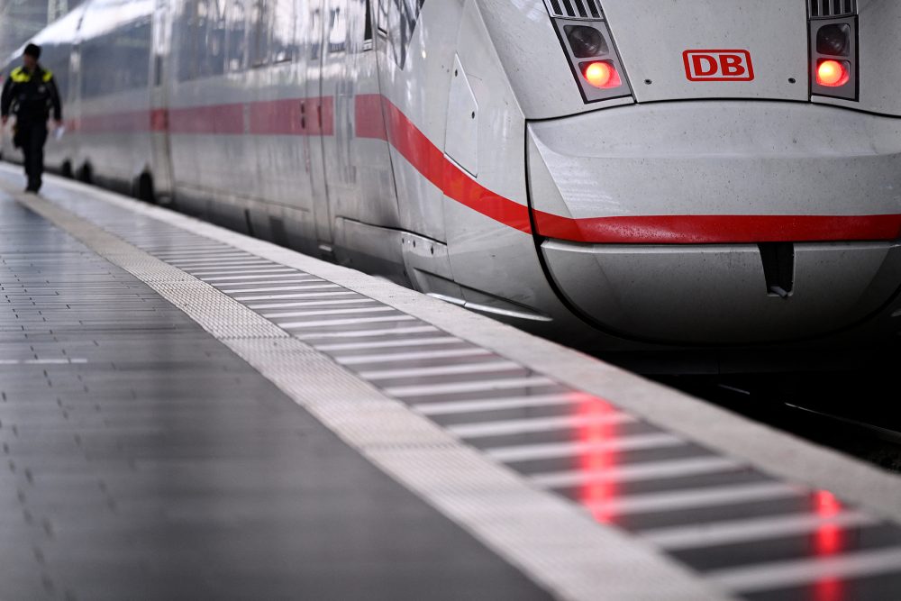 ICE-Zug der Deutschen Bahn