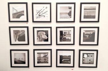 "Keep it simple": Fotografie-Ausstellung von Michael Bohn in seiner Galerie Fox in Eupen (Bild: Dogan Malicki/BRF)