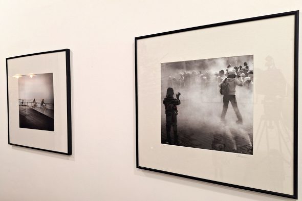 "Keep it simple": Fotografie-Ausstellung von Michael Bohn in seiner Galerie Fox in Eupen (Bild: Dogan Malicki/BRF)