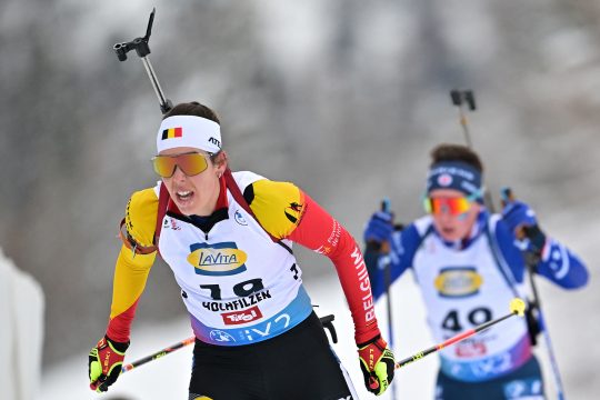 Lotte Lie in Hochfilzen (Bild: Joe Klamar/AFP)