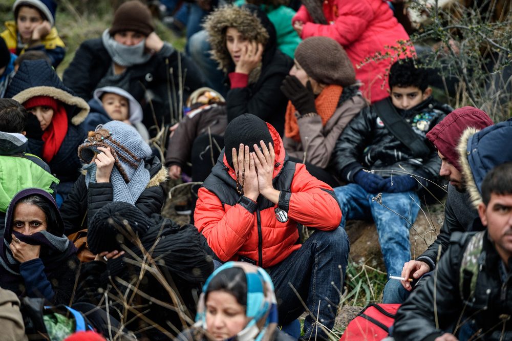 Bootsflüchtlinge nach ihrer Ankunft auf der griechischen Insel Lesbos (Bild: Ozan Kose/AFP)