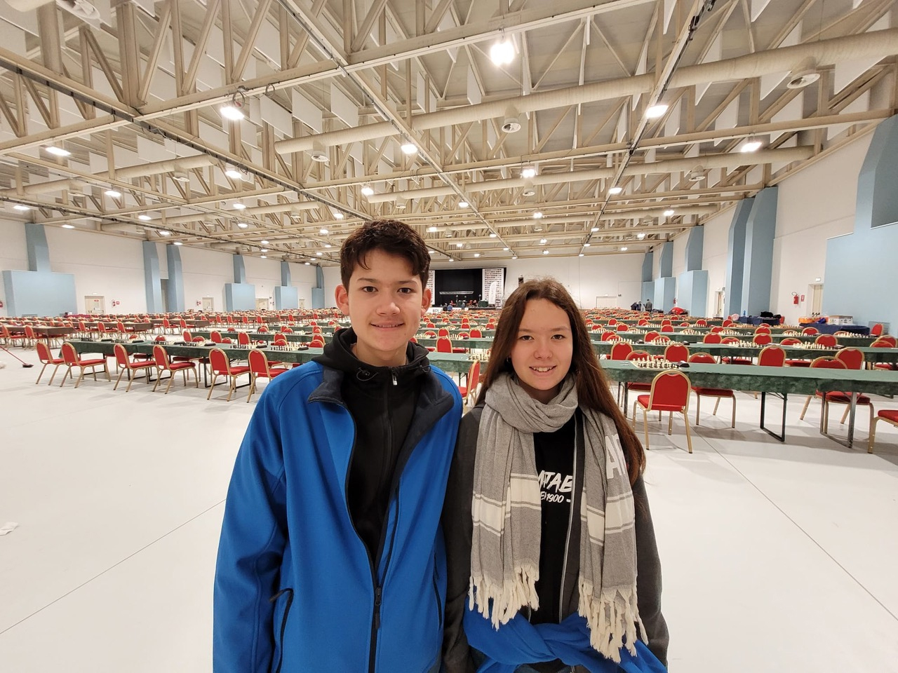 Maximilian und Anastasia Ahn bei Schach- Jugendweltmeisterschaften U14, U16 und U18 in Montesilvano (Bild: privat)