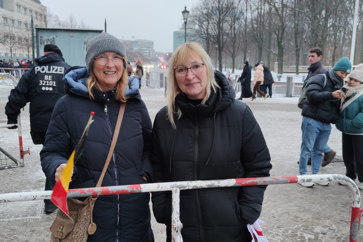 Belgien-Fans vor dem Brandenburger Tor (Bild: Manuel Zimmermann/BRF)