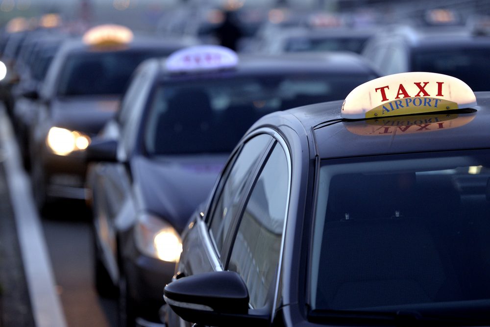 Taxis am Brüsseler Flughafen Zaventem