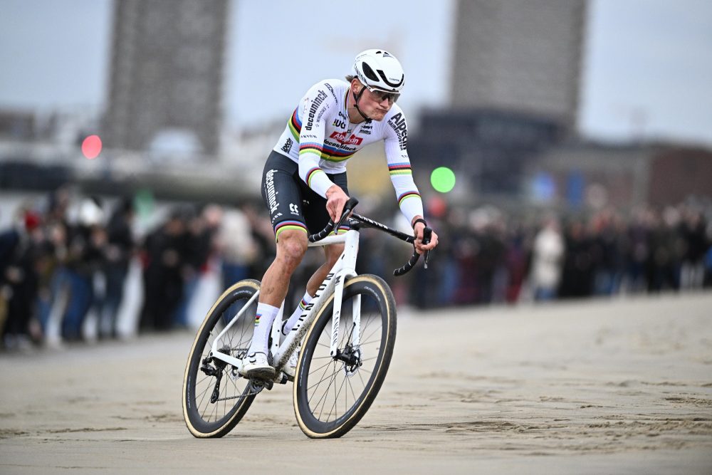 Mathieu van der Poel beim Scheldecross in Antwerpen (Bild: Jasper Jacobs/Belga)