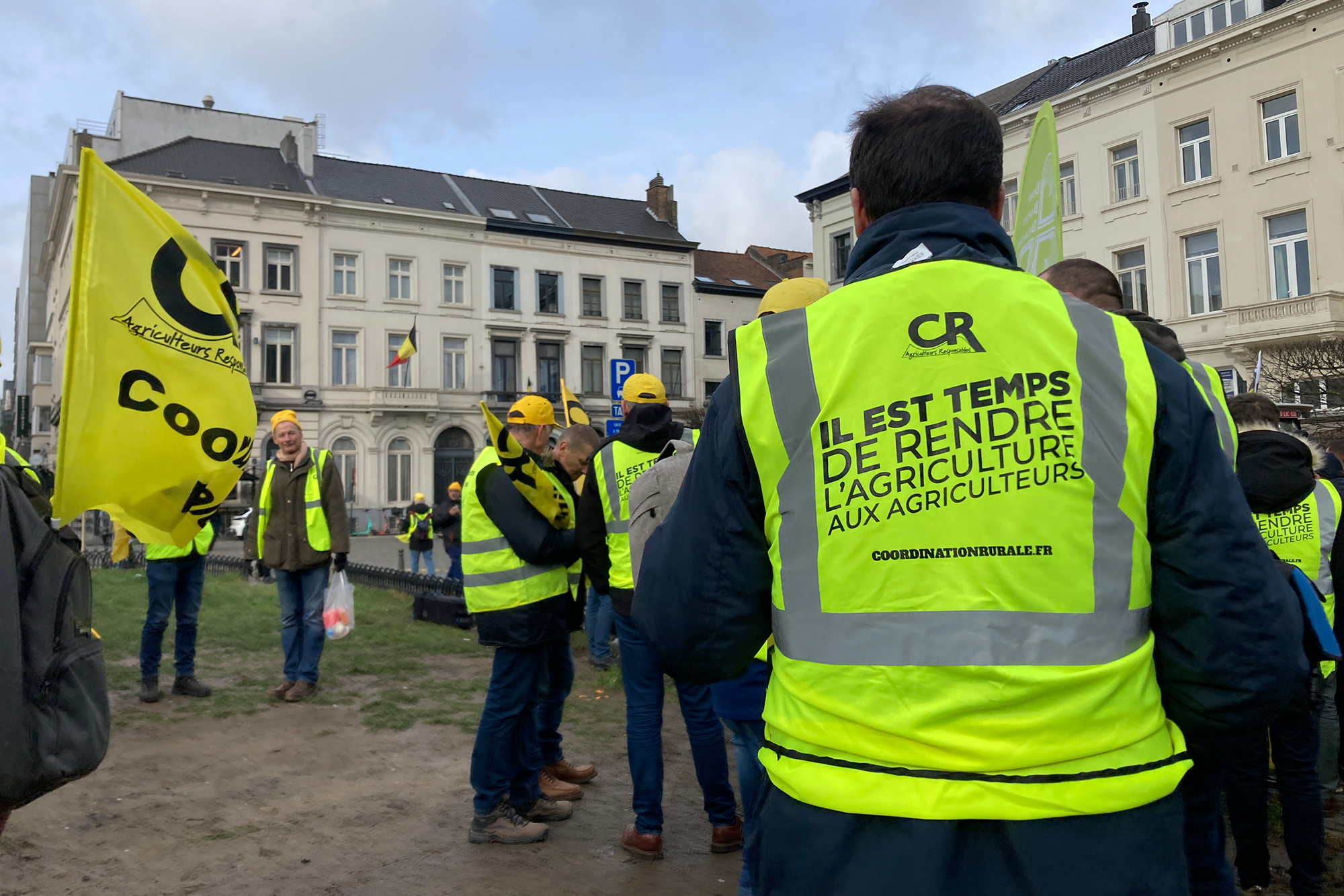 Französische Landwirte protestieren in Brüssel (Bild: Lou Lampaert/Belga)