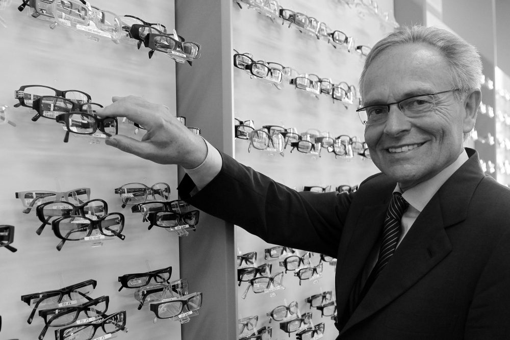 Günther Fielmann im April 2011 in Hamburg (Bild: Malte Christians/EPA)