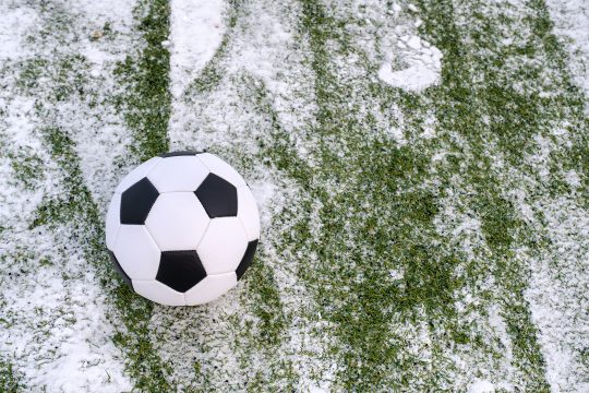 Spielabsage (Illustrationsbild: © PantherMedia/ssuravikin)