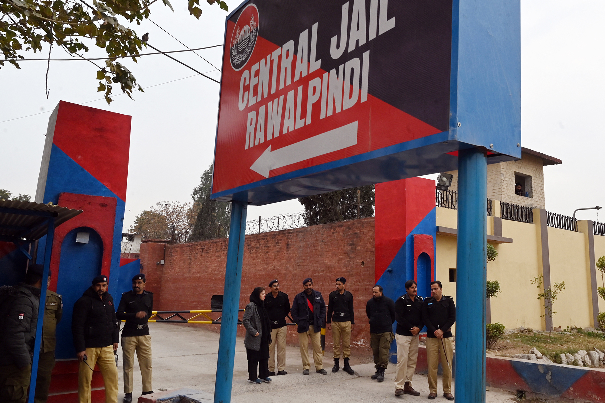 Eingang des Adiala-Gefängnisses in der pakistanischen Stadt Rawalpindi (Bild: Aamir Qureshi/AFP)