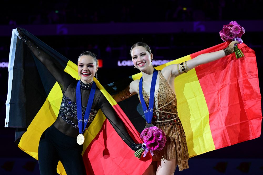 Loena Hendrickx und Nina Pinzarrone (Bild: Daniel Mihailescu/AFP)