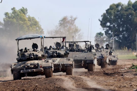 Israelisches Militär am 24. Januar an der Grenze zum Gazastreifen im Süden Israels (Bild: Jack Guez/AFP)