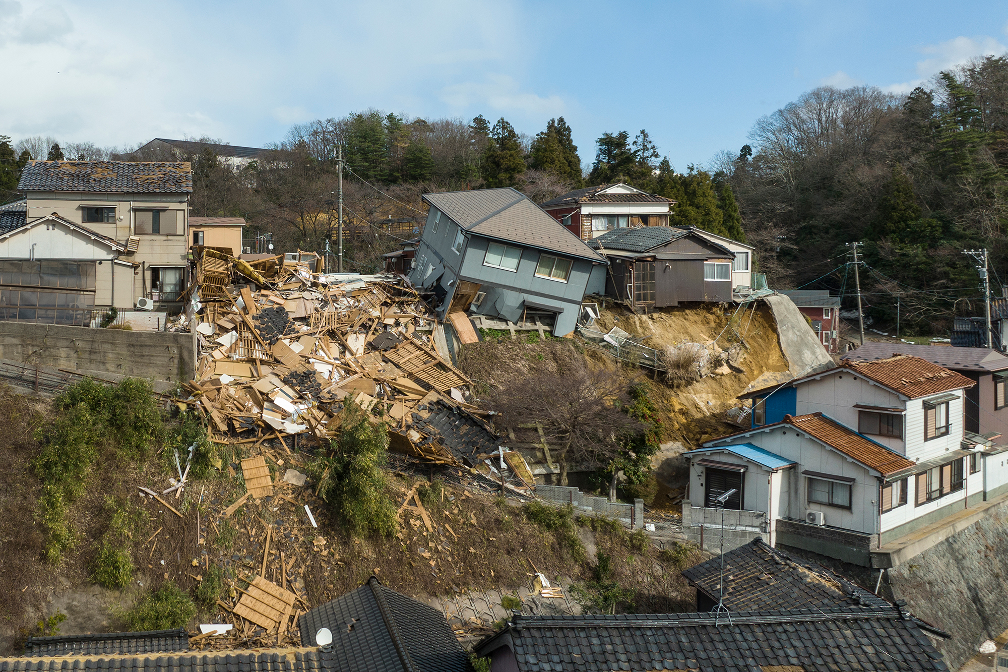 Beschädigte Häuser nach dem schweren Erdbeben der Stärke 7,5 in der Region Noto in der Präfektur Ishikawa (Bild: Fred Mery/AFP)
