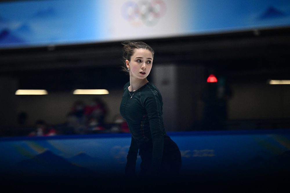 Eiskunstläuferin Kamila Walijewa (Archivbild: Anne-Christine Poujoulat/AFP)