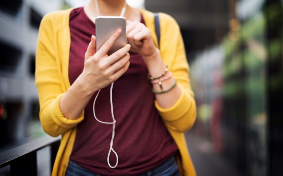Smartphone (Illustrationsbild: © PantherMedia/Rawpixel)