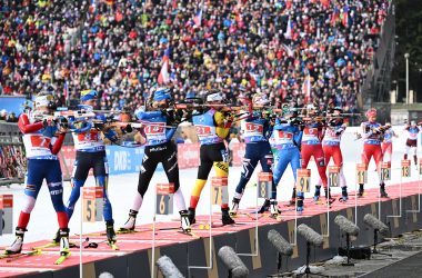 WM-Premiere für Schwarz-Gelb-Rot bei der Frauen-Staffel (Bild: Joe Klamar/AFP)