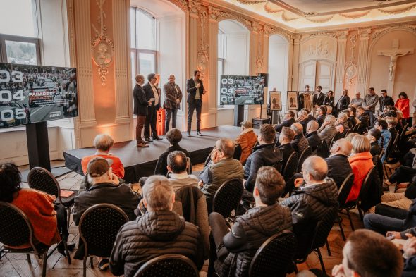 Pressekonferenz zum Jubiläumsjahr des 24-Stunden-Rennens von Spa in der Abtei von Stavelot (Bild: SRO Motorsports Group)