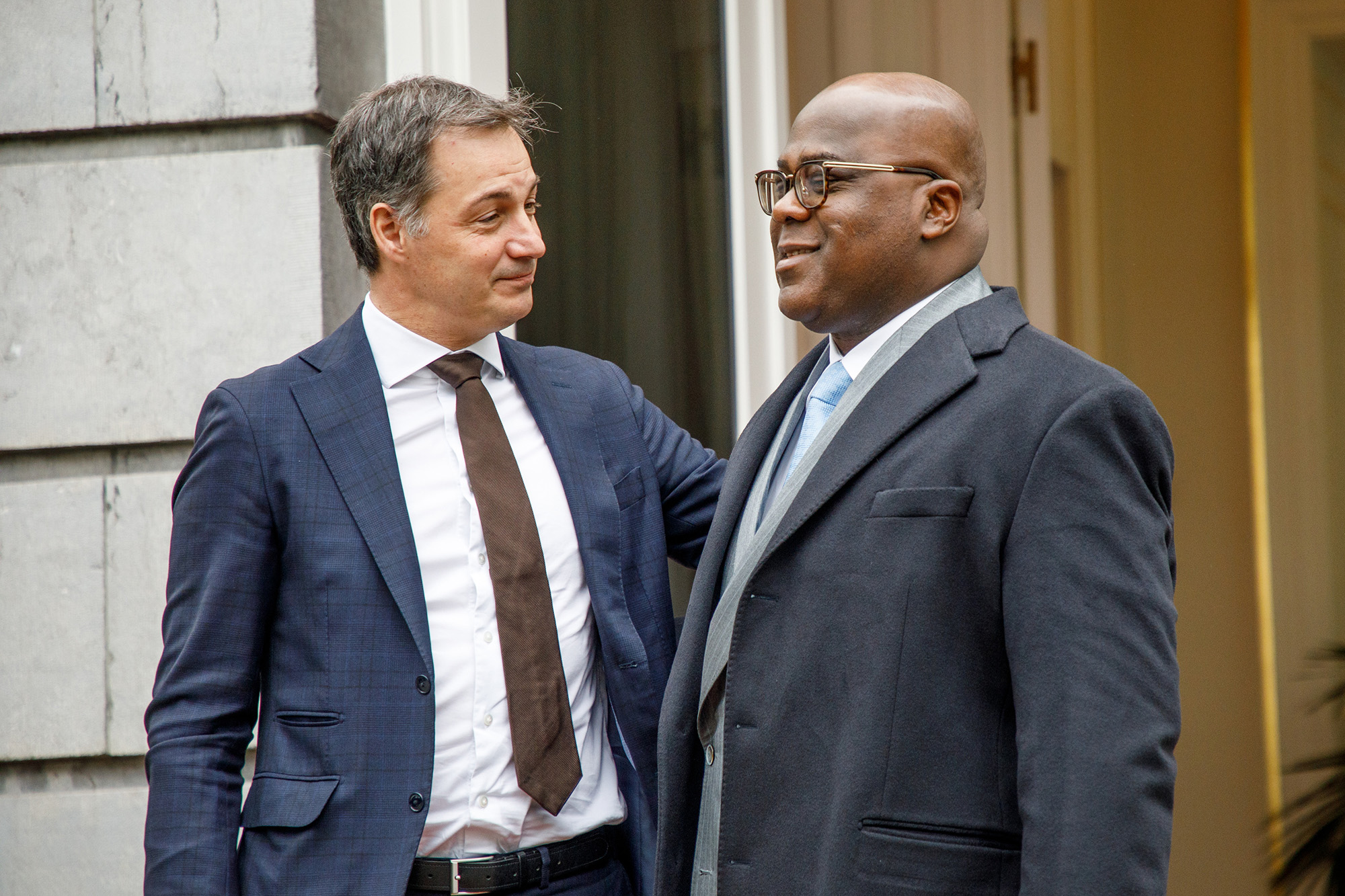 Premierminister Alexander De Croo und Félix Tshisekedi, Präsident der Demokratischen Republik Kongo, am Mittwoch in Brüssel (Bild: Hatim Kaghat/Belga)