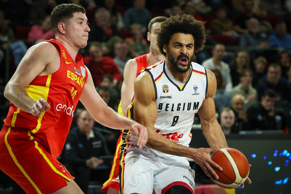 Belgian Lion Jean-Marc Mwema im Spiel gegen Spanien