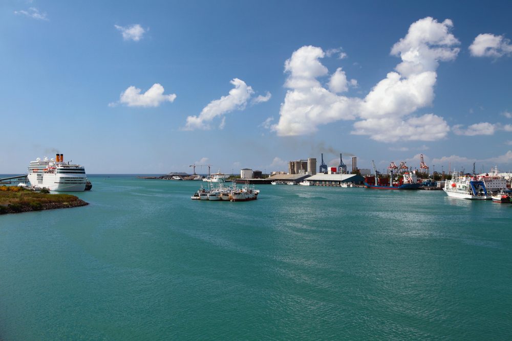 Hafen von Port Louis auf Mauritius (Illustrationsbild: © photobeginner/PantherMedia)