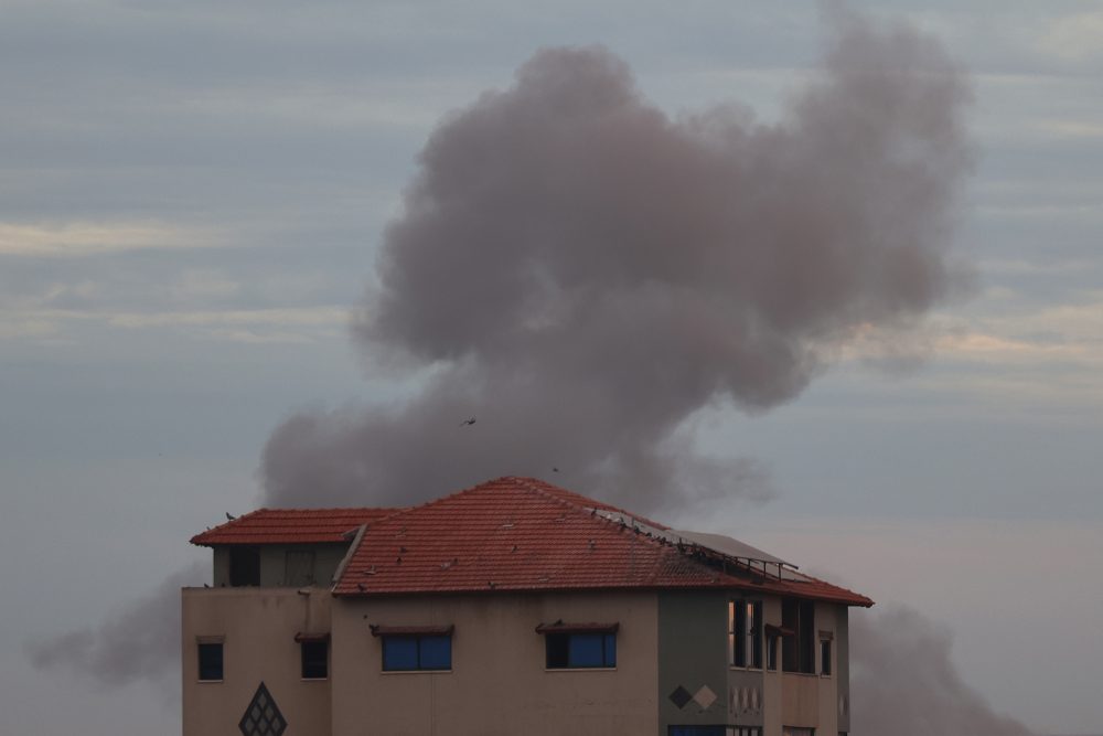 Rauch über Rafah am Dienstagmorgen (Bild: Mohammed Abed/AFP)