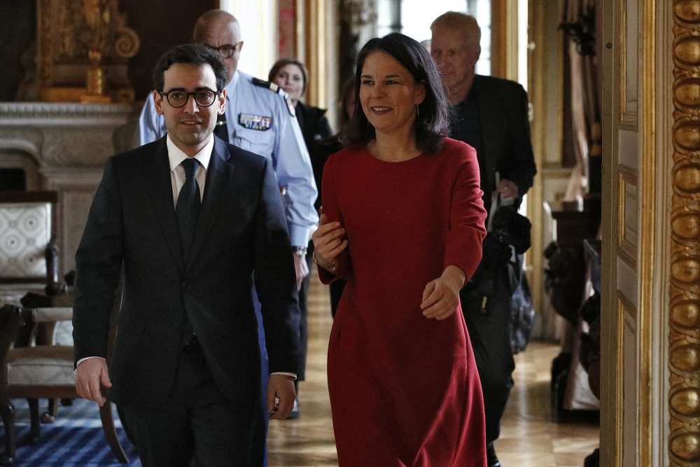 Der französische Außenminister Stéphane Séjourné und die deutsche Außenministerin Baerbock in Paris