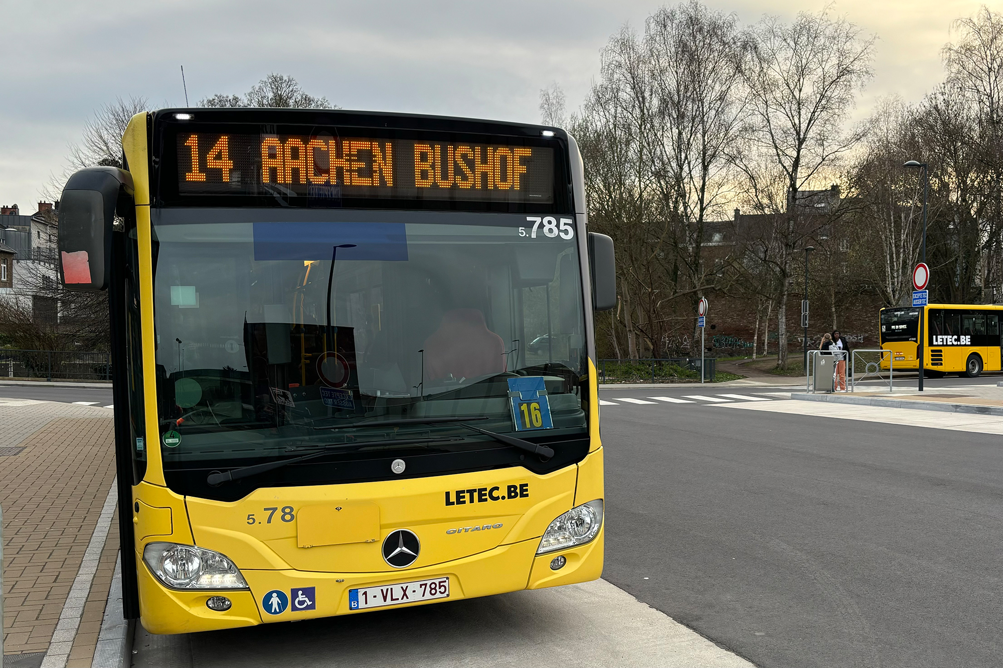 TEC-Bus der Linie 14 auf dem Eupener Bushof