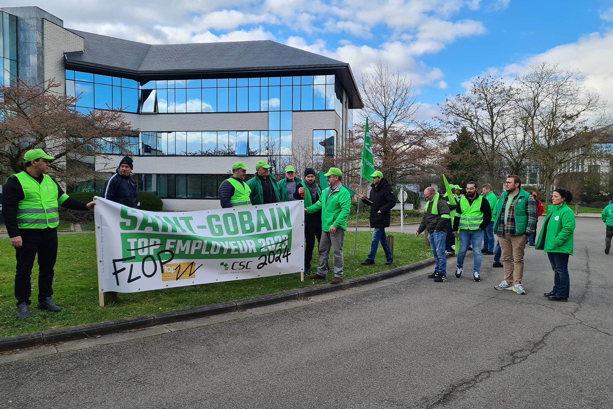 Protestaktion bei Saint-Gobain in Wavre (7.3.2024)