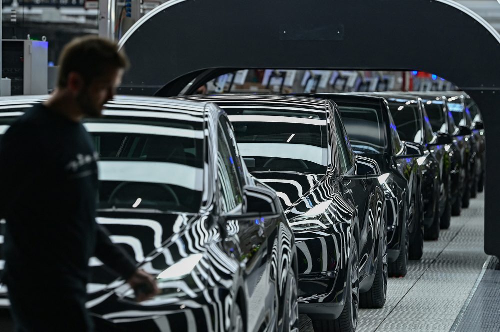 E-Autos im Tesla-Werk in Berlin