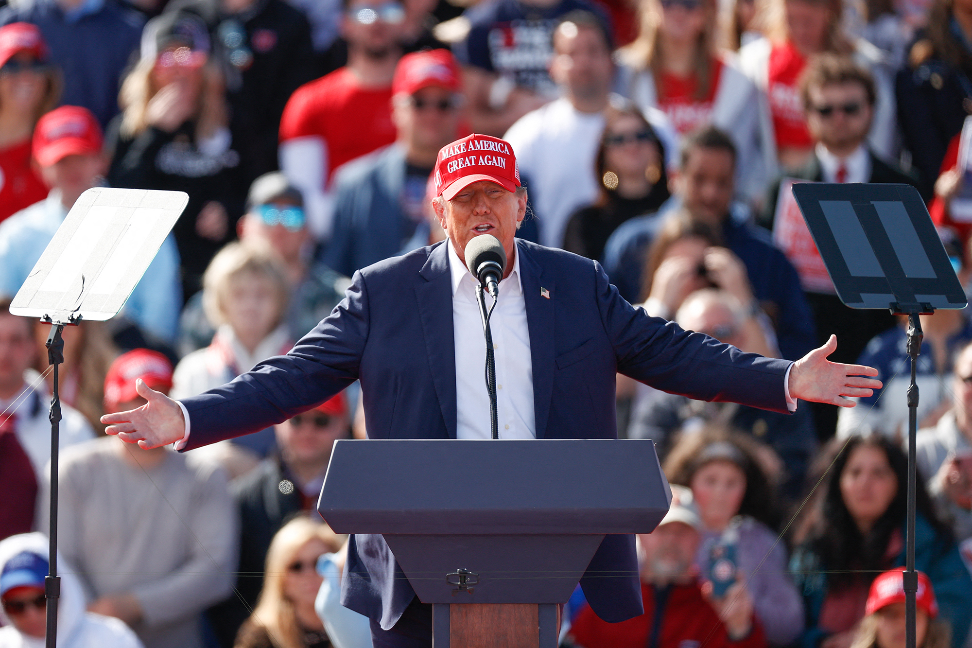 Der ehemalige US-Präsident und republikanische Präsidentschaftskandidat Donald Trump bei einer Wahlkampfveranstaltung im US-Bundesstaat Ohio (Bild: Kamil Krzaczynski/AFP)