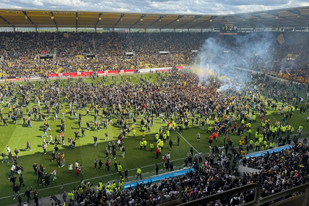 Alemannia Aachen feiert den Aufstieg