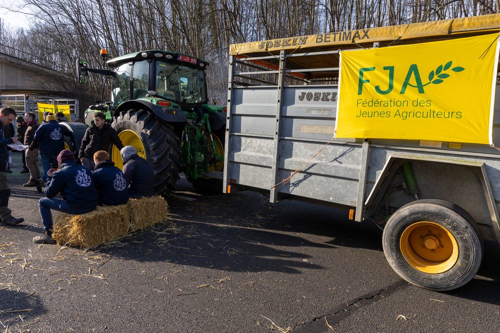 Vertreter des wallonischen Verbands der Jungbauern FJA