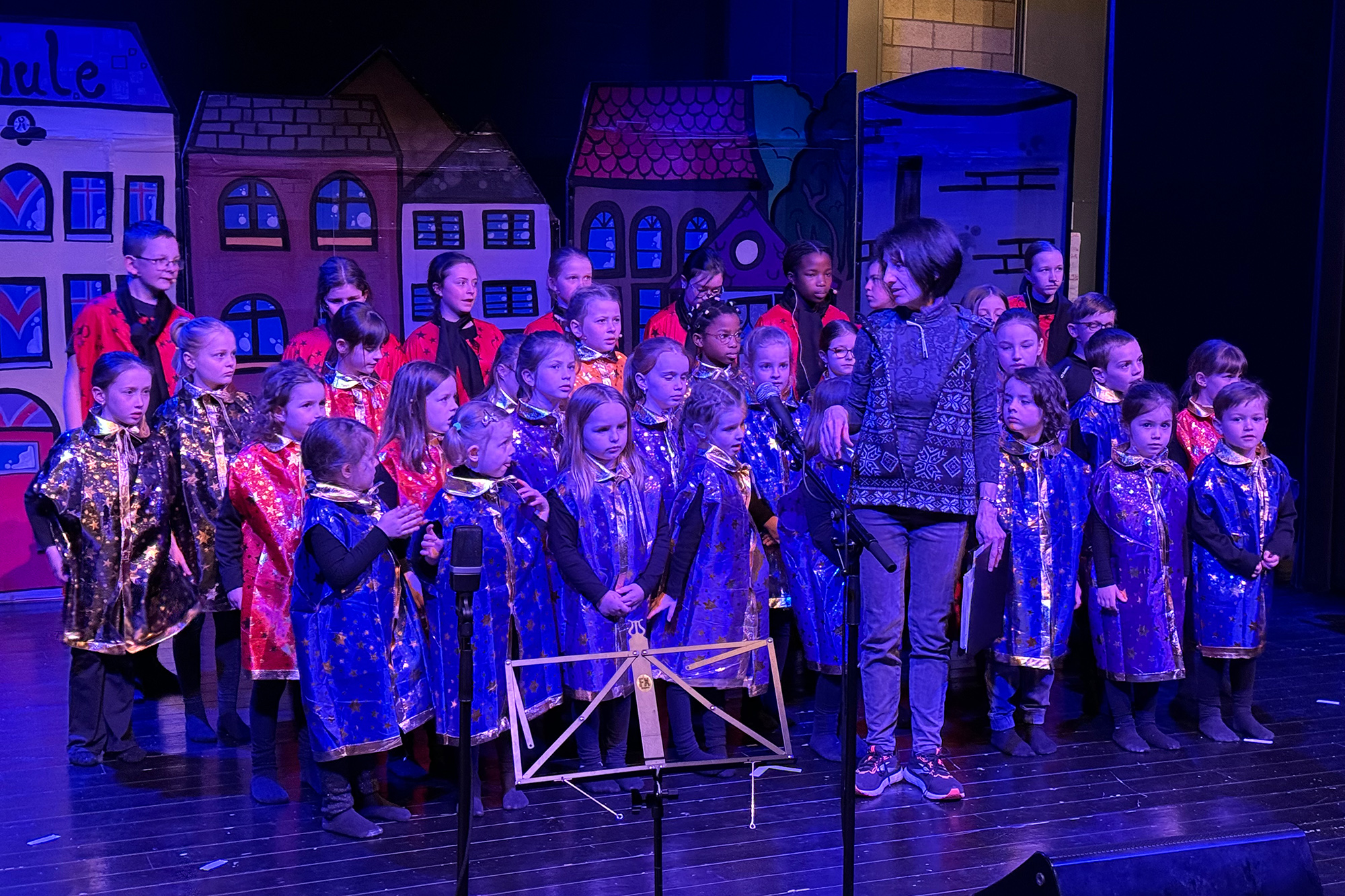 Proben zum Kinder-Musical "Der kleine Tag" im Triangel St. Vith