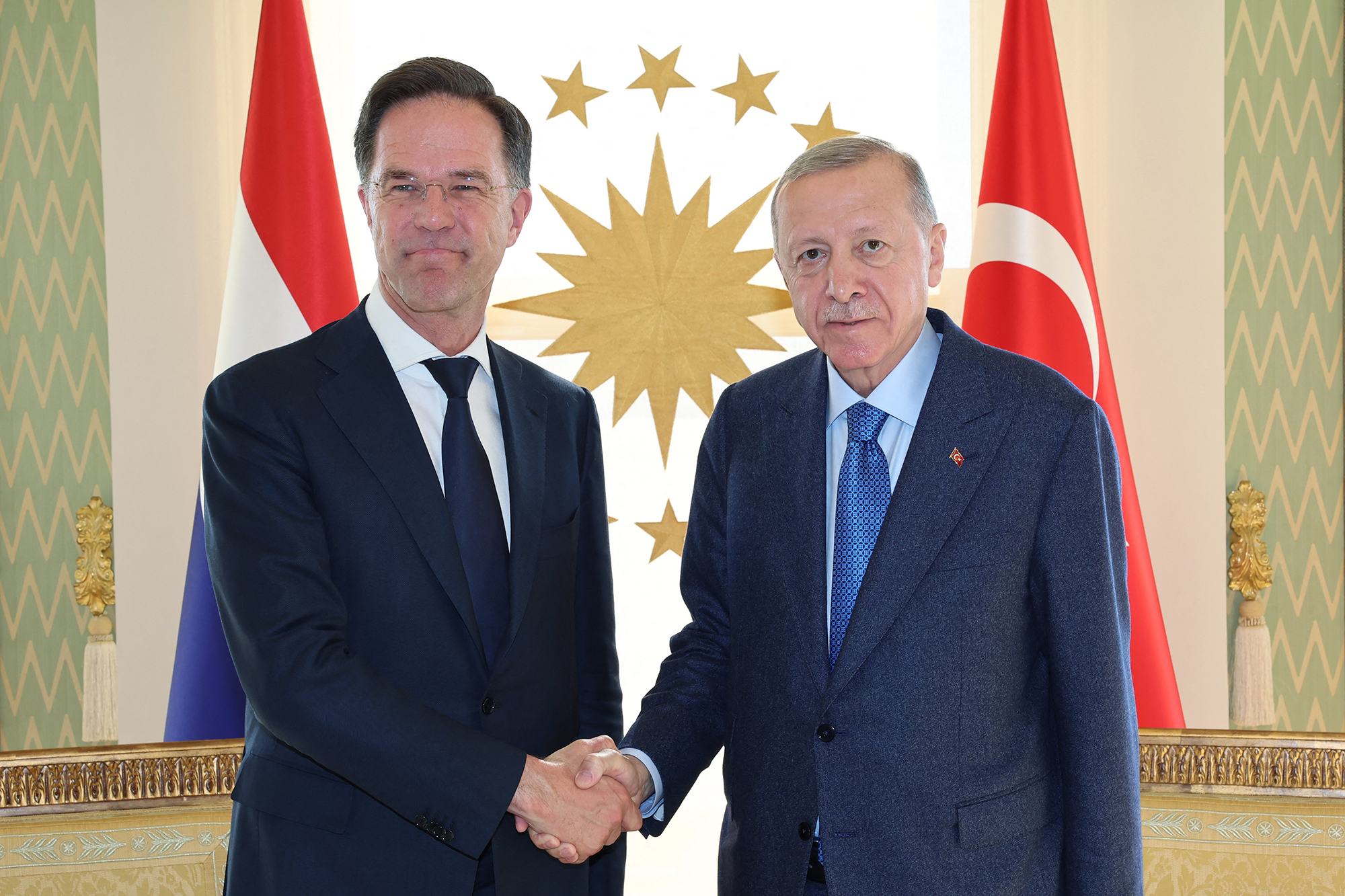Der türkische Präsident Erdogan mit dem niederländischen Premierminister Rutte