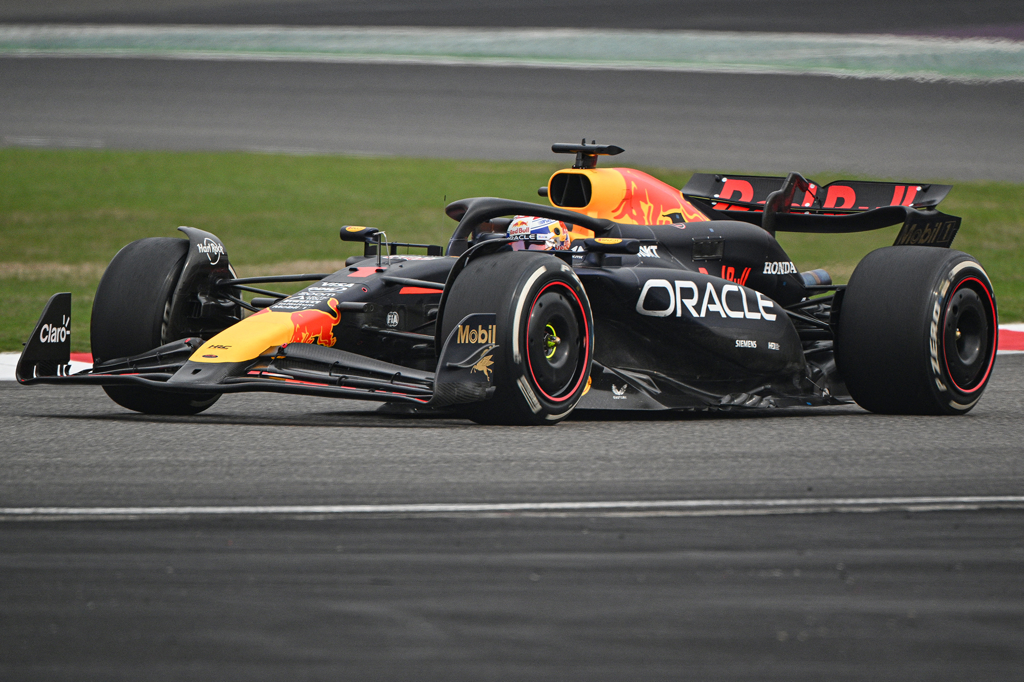 Max Verstappen gewinnt das Formel-1-Rennen von China