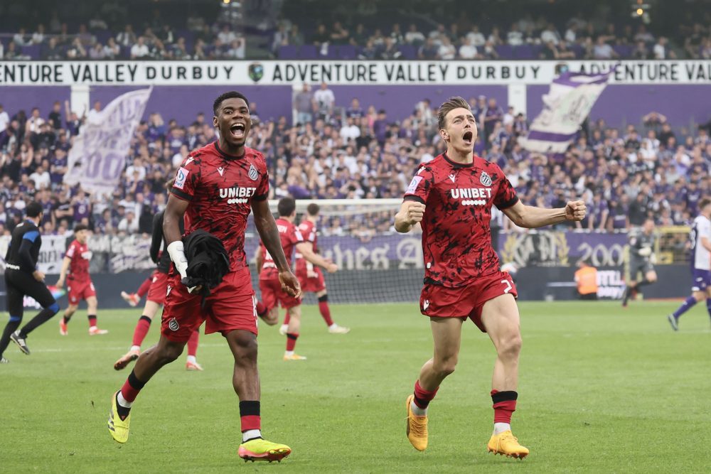 Club's players celebrate after winning a soccer match between RSC Anderlecht and Club Brugge, Sunday 19 May 2024 in Brussels, on day 9 (out of 10) of the Champions' Play-offs of the 2023-2024 'Jupiler Pro League' first division of the Belgian championship. At the start of the game, Rsca and Club Brugge lead the ranking with the same points. BELGA PHOTO BRUNO FAHY