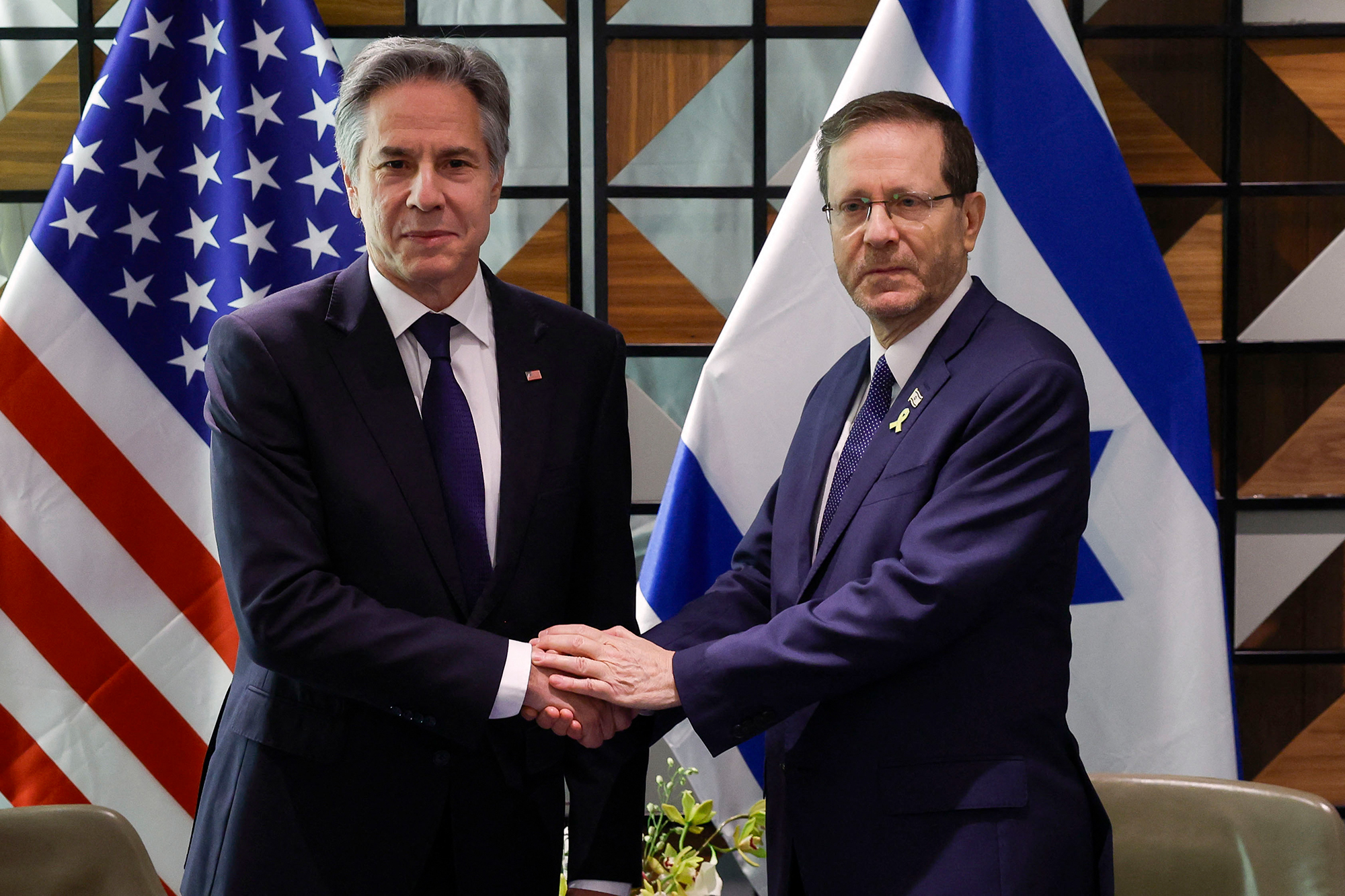 US-Außenminister Antony Blinken und der israelische Staatspräsident Izchak Herzog am Mittwoch in Tel Aviv