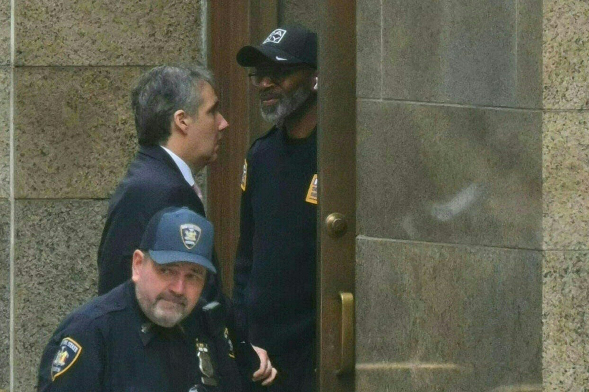 Michael Cohen beim Betreten des Gerichtsgebäudes (Bild: Angela Weiss/AFP)