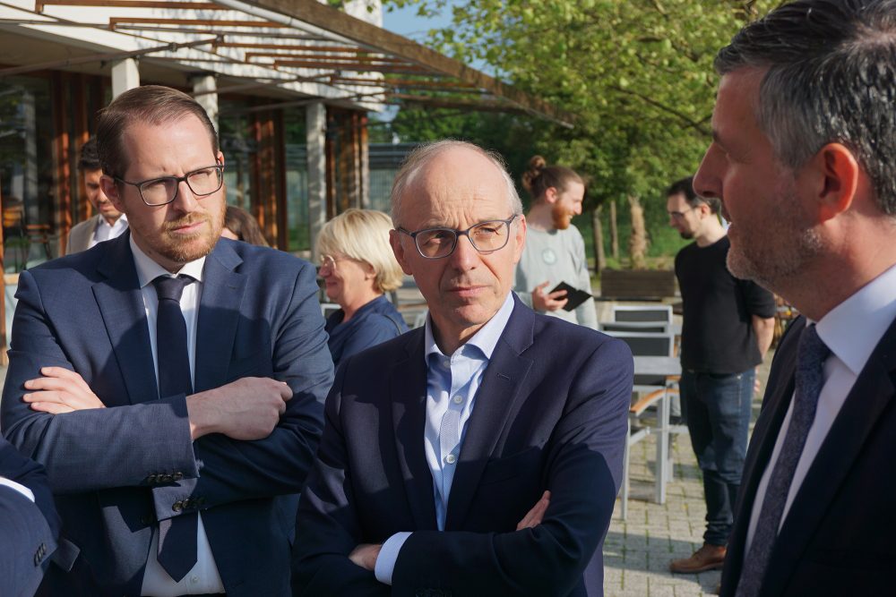 Luxemburgs Premier Luc Frieden mit Jérôme Franssen und Pascal Arimont