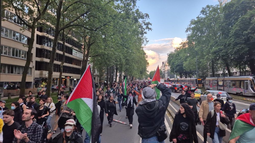 Demonstration vor israelischer Botschaft in Brüssel am 29. Mai 2024 (Bild: Timon Ramboes/BELGA)